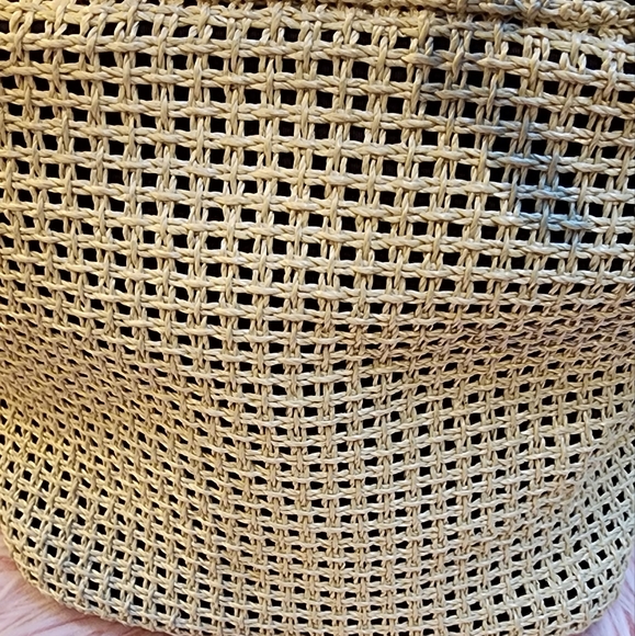 Mondani NY Rattan Style Bag - Picture 8 of 12